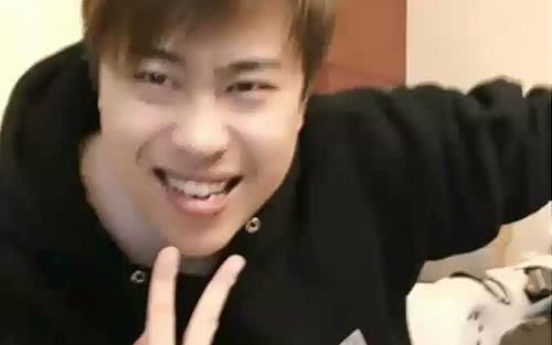 众多主播吃瓜事件视频,一场场娱乐风波背后的真相