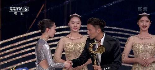 颁奖典礼吃瓜现场视频,吃瓜群众围观精彩瞬间