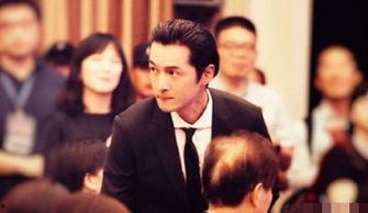 吴京吃瓜现场视频大全播放,笑料百出，娱乐无限